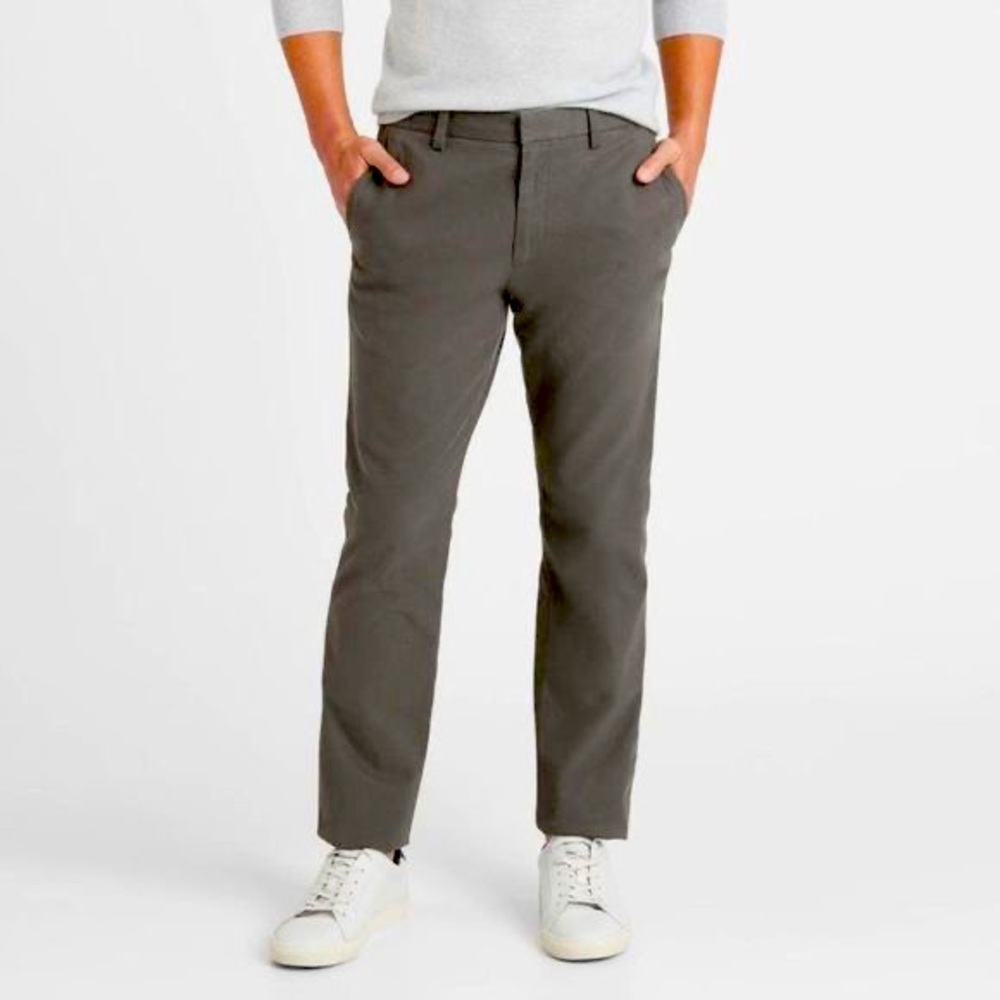 Banana Republic Aiden Chino 32x32